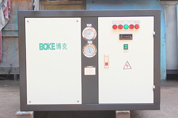 為什么工業(yè)冷水機會出現(xiàn)跑油現(xiàn)象？